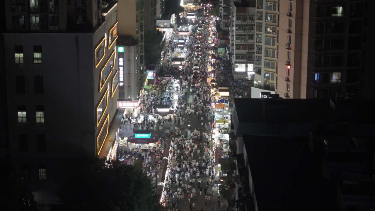 宜昌铁路坝小吃街 14