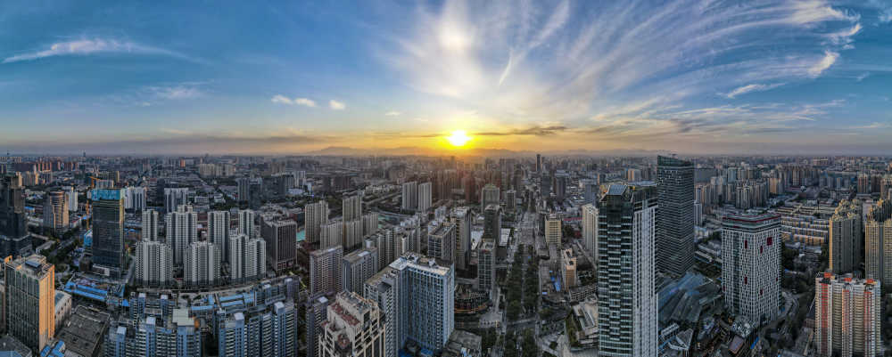 城市航拍全景图