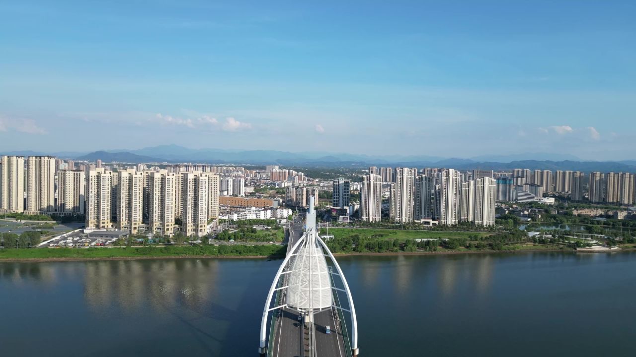航拍江西上饶大桥