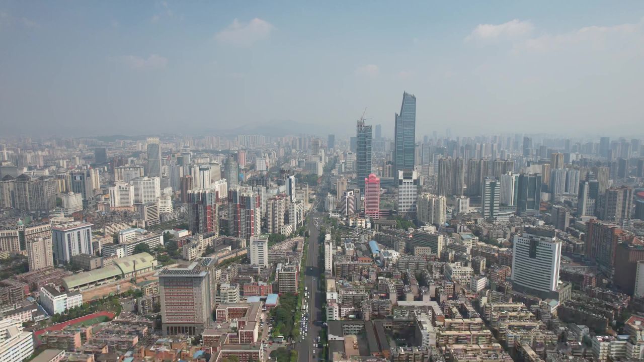  云南昆明恒隆广场地标建筑航拍 