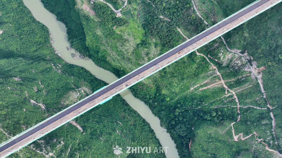 贵州花江峡谷大桥建设 3