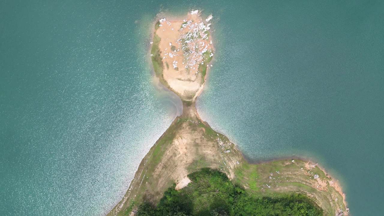 湖中奇岛