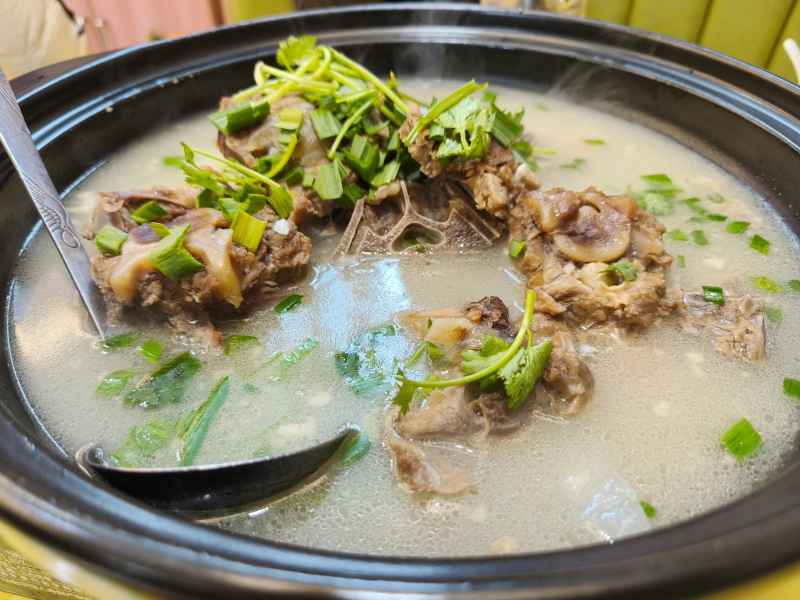 冬日美味的羊汤