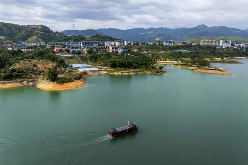 飞云湖 19