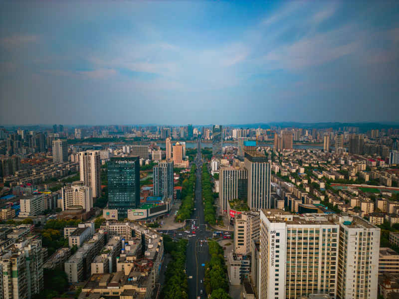 航拍湖南株洲天台路城市风光