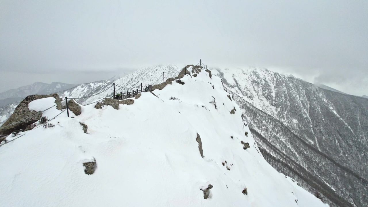 太白山云海雪景航拍