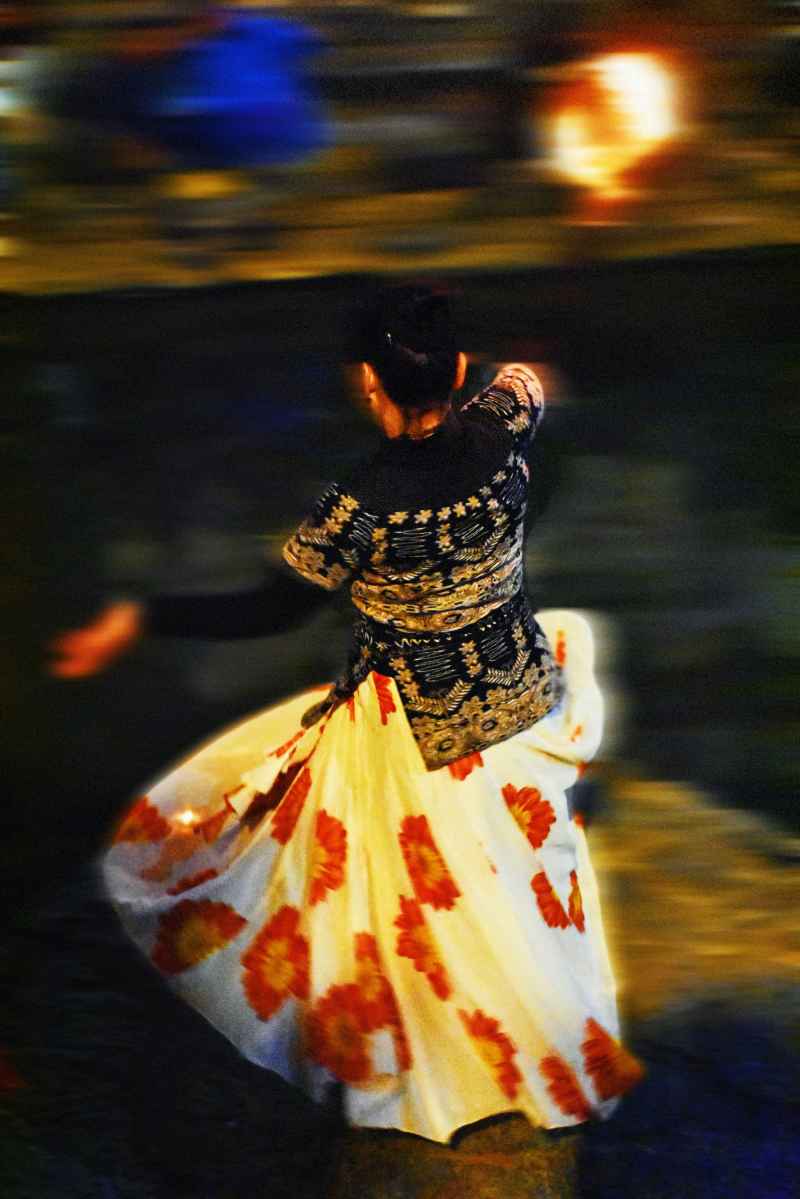 烧尸庙夜祭