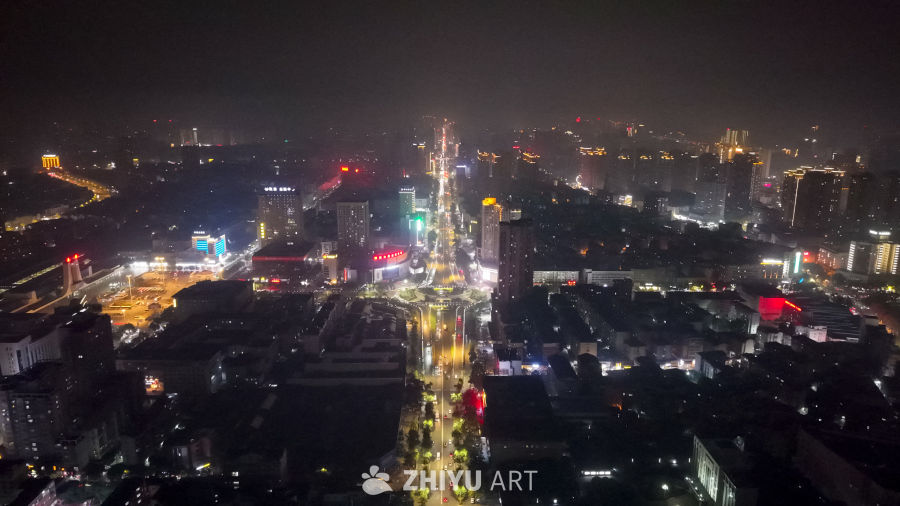 灯火辉煌的城市夜景