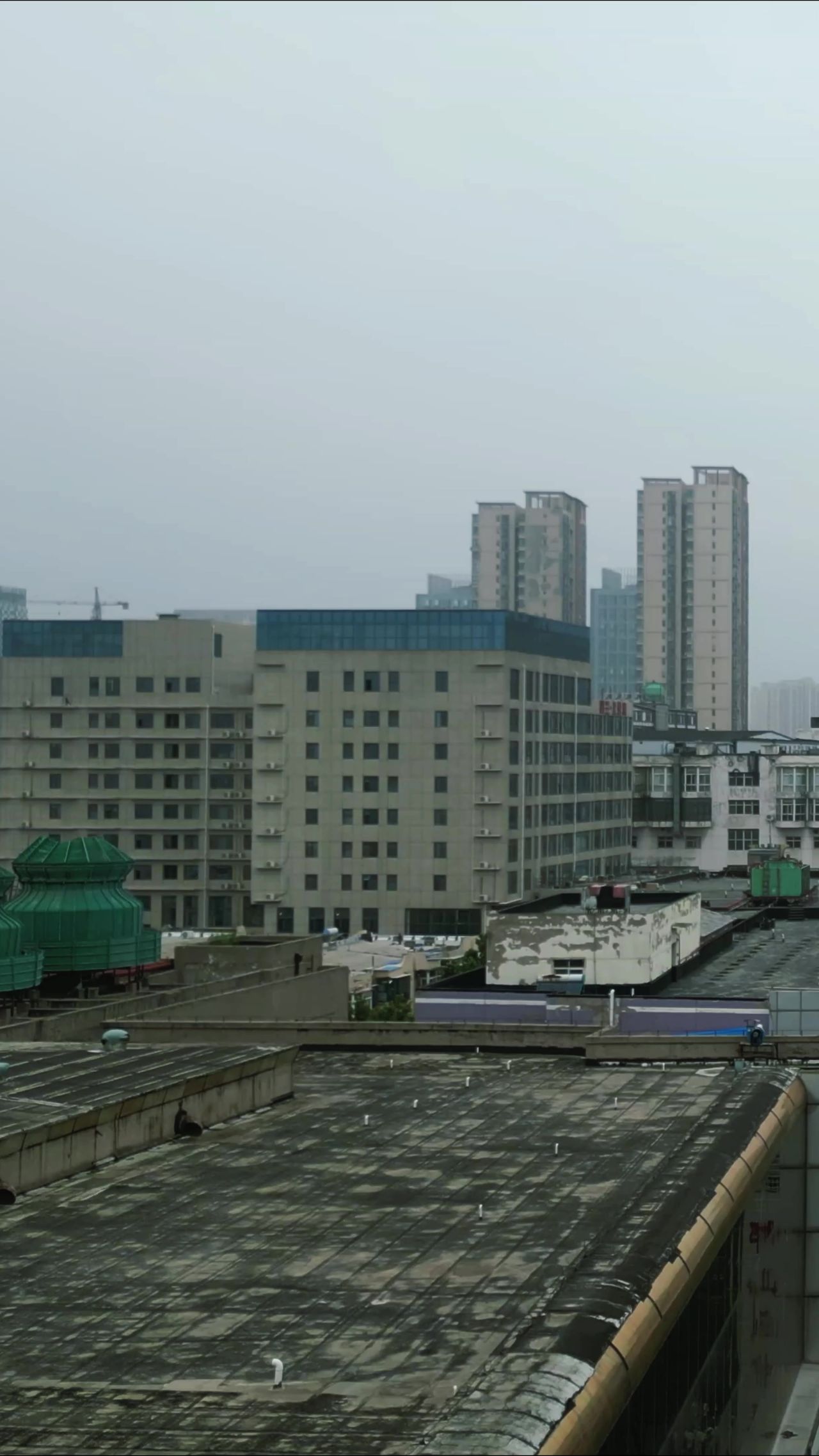 河北邯郸城市风光竖屏航拍 