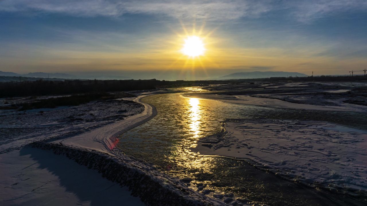 4K延时摄影流水自然河流夕阳日落景观