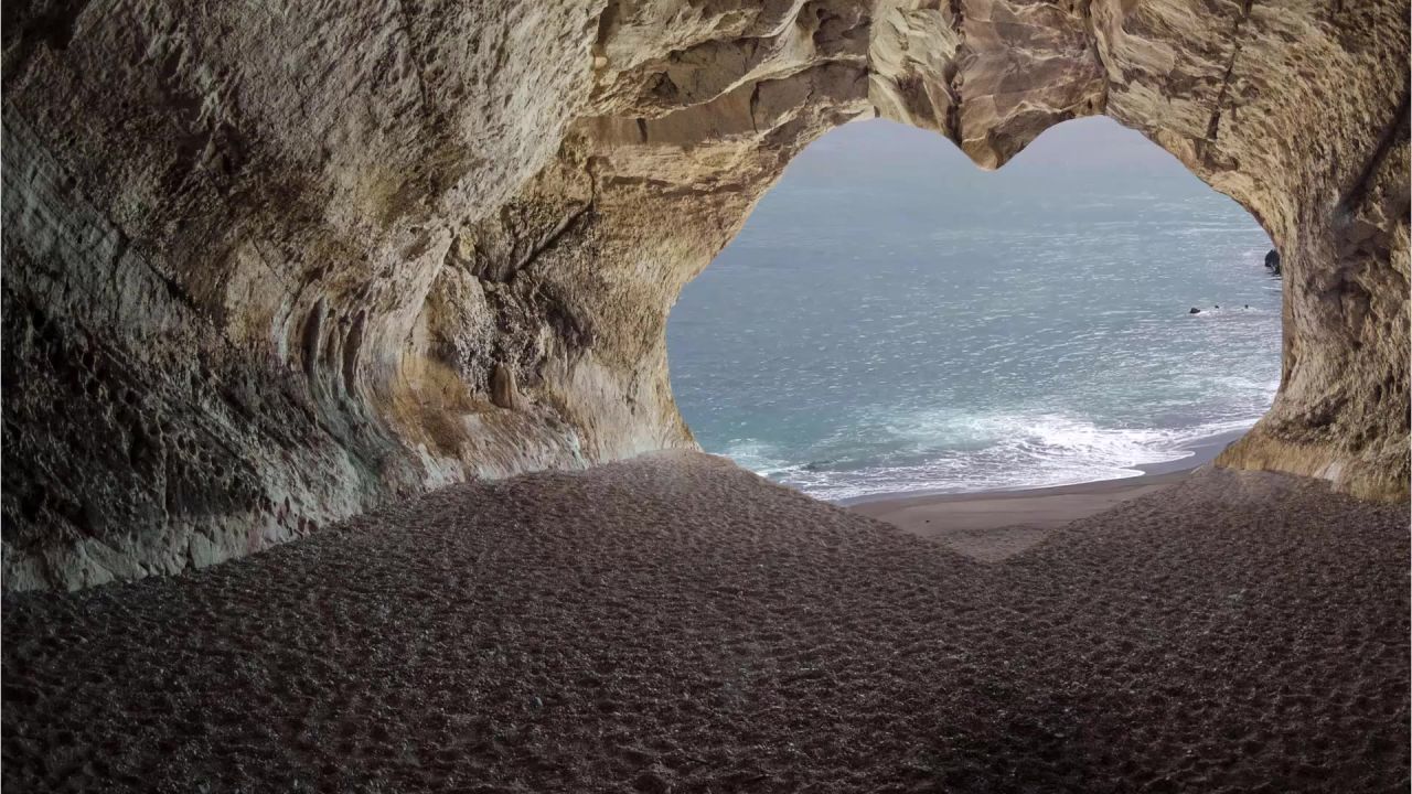 海洋洞穴海自然石