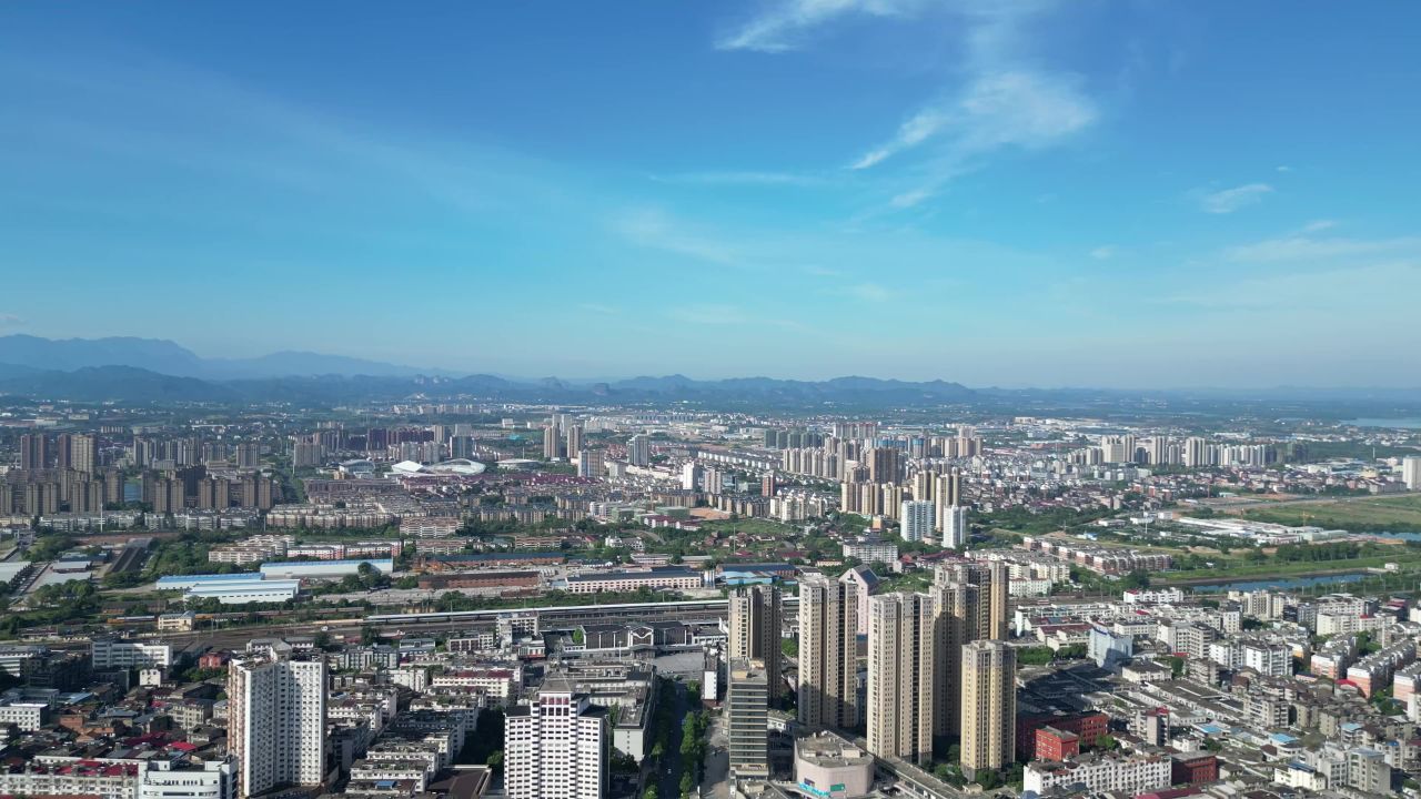 航拍鹰潭大景鹰潭城市天际线