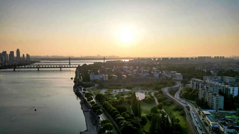 湖北襄阳城市风光航拍摄影图