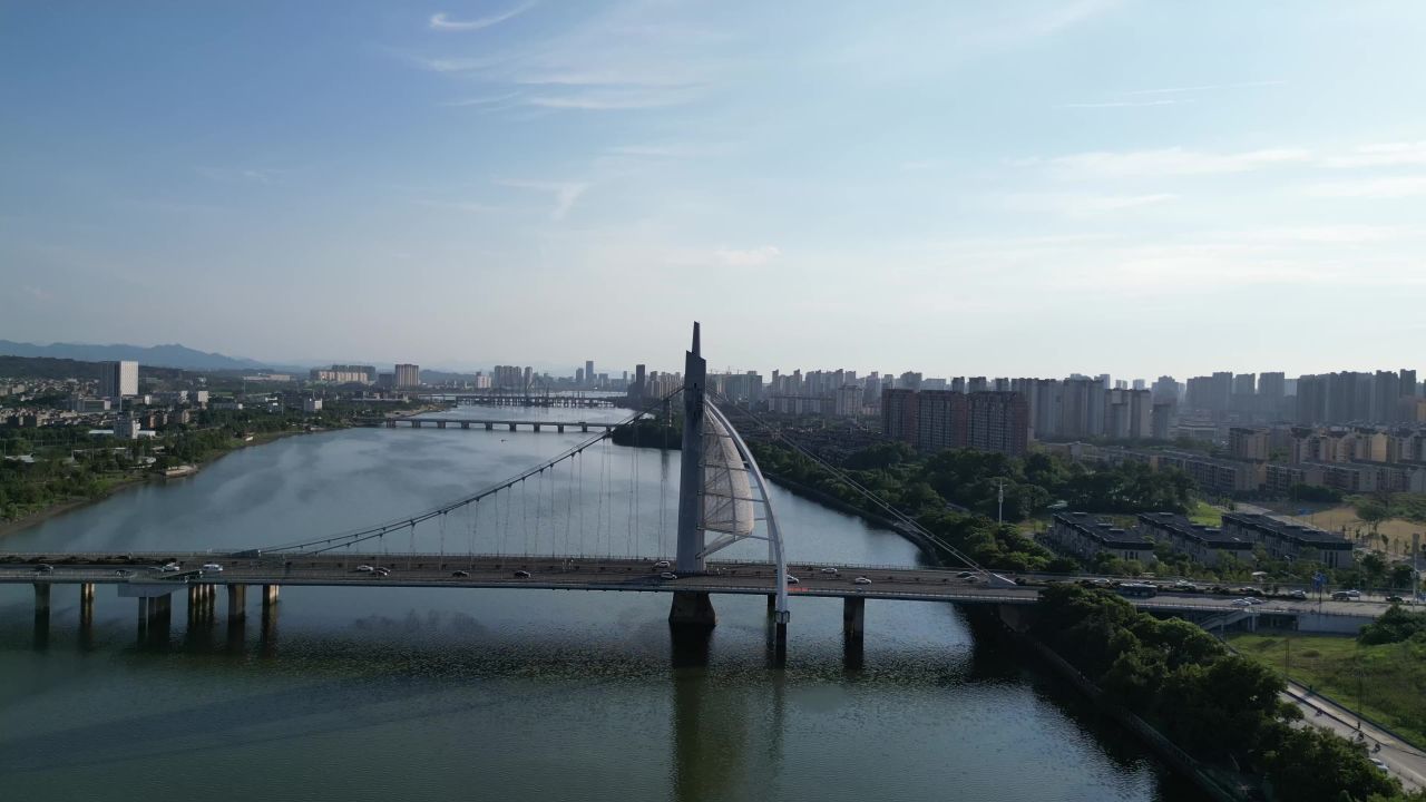 航拍江西上饶大桥