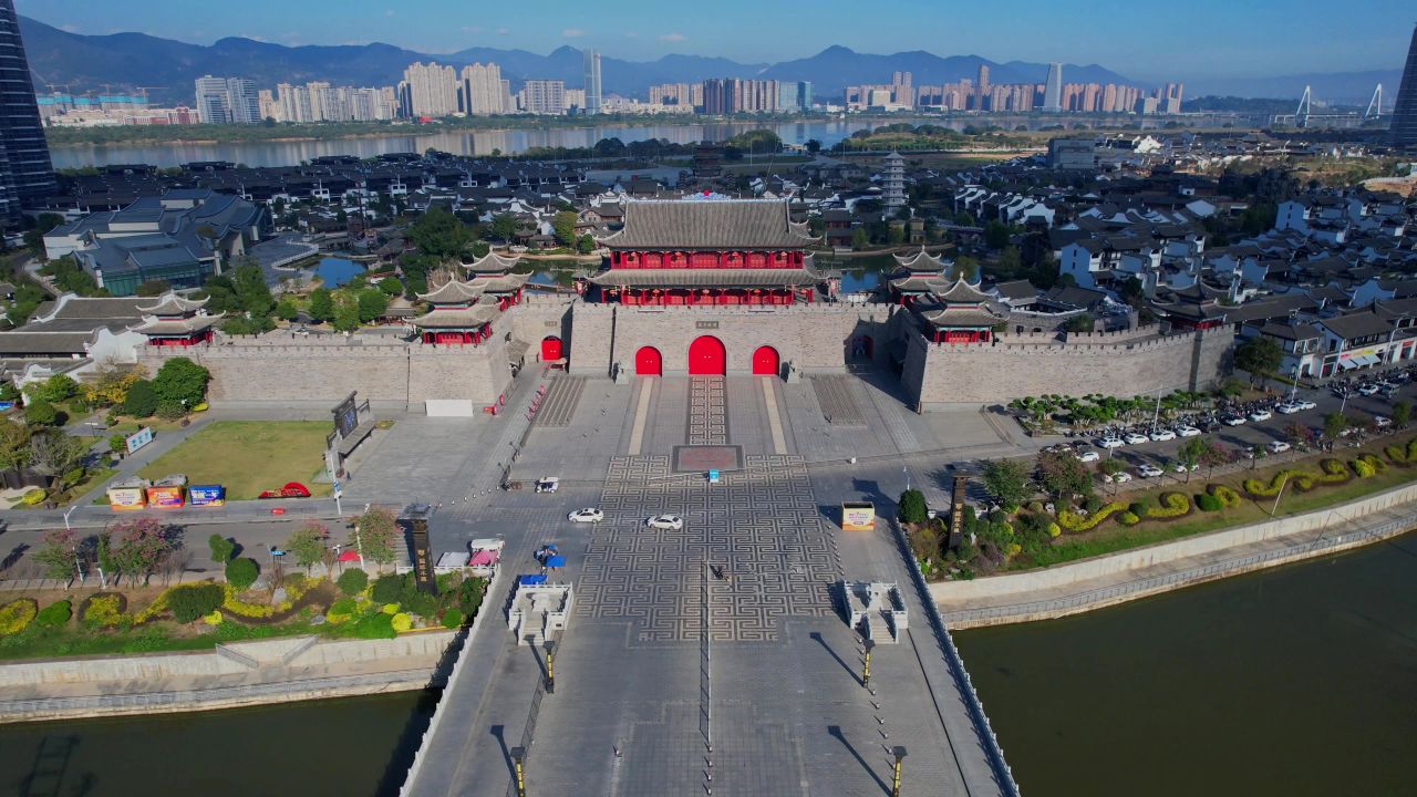 航拍福州闽越水镇景观 4