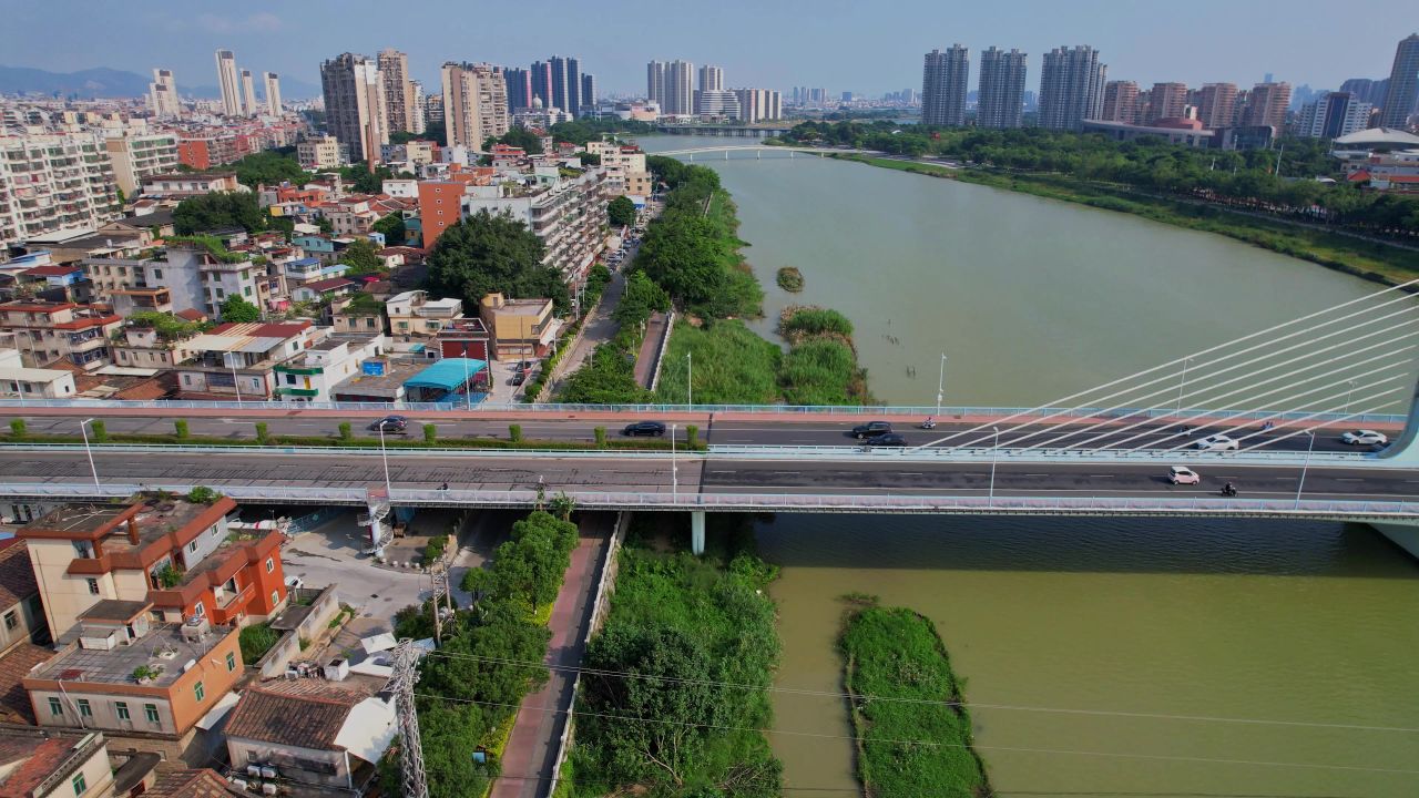 航拍厦门银湖大桥 3