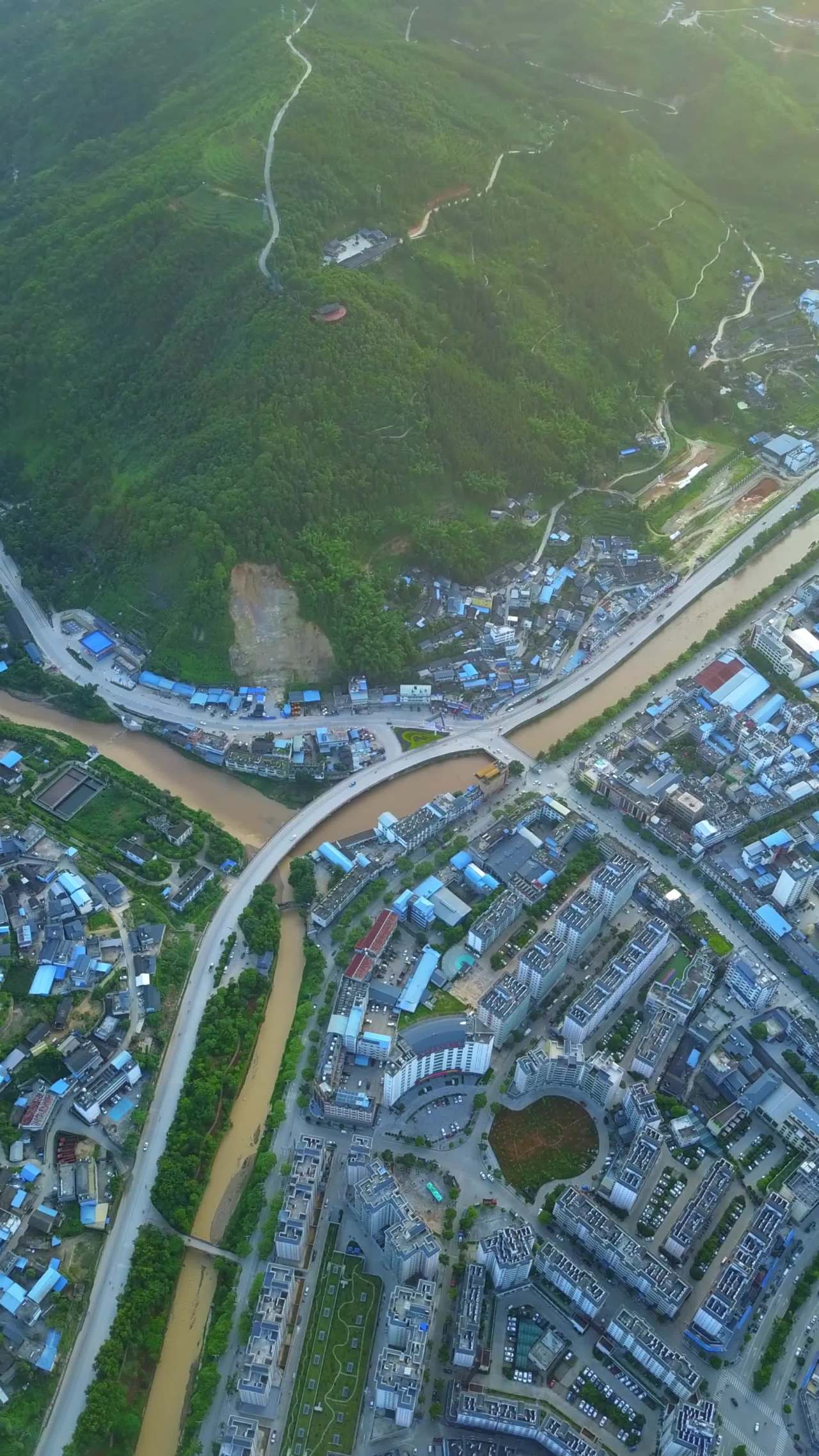 竖屏澜沧县城-3