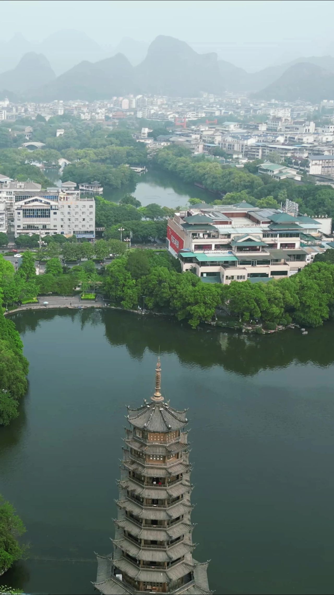 广西桂林漓江山水风光航拍