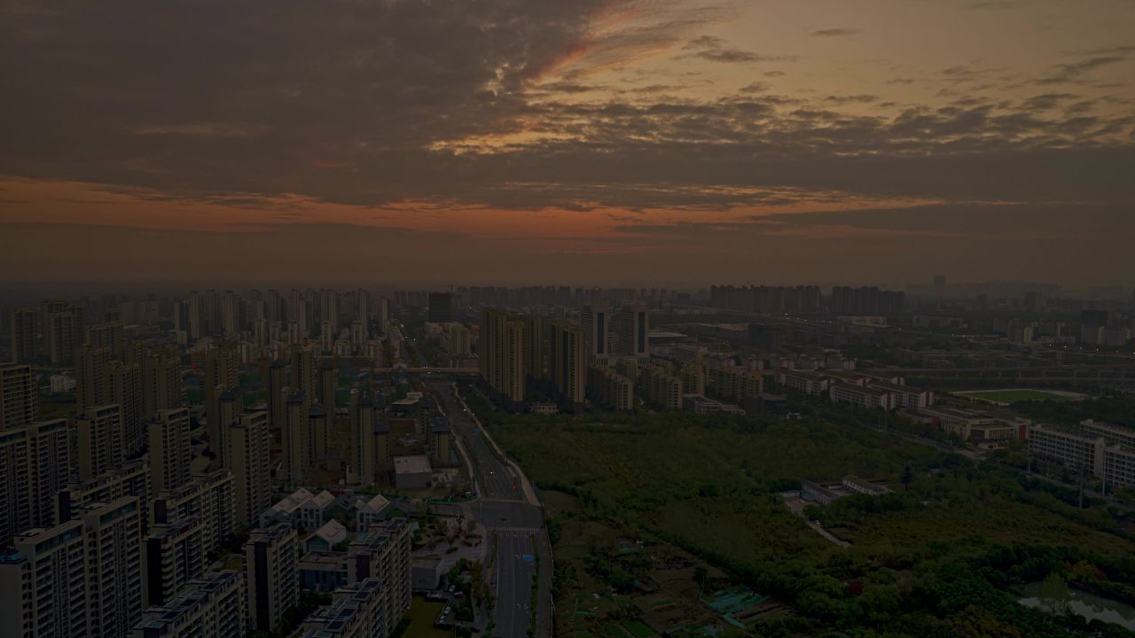 城市日出