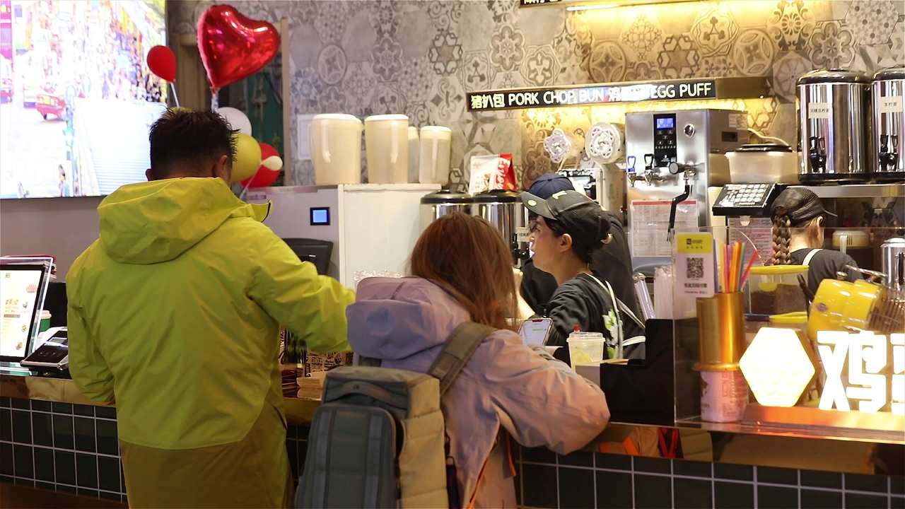 滑雪场休息大厅