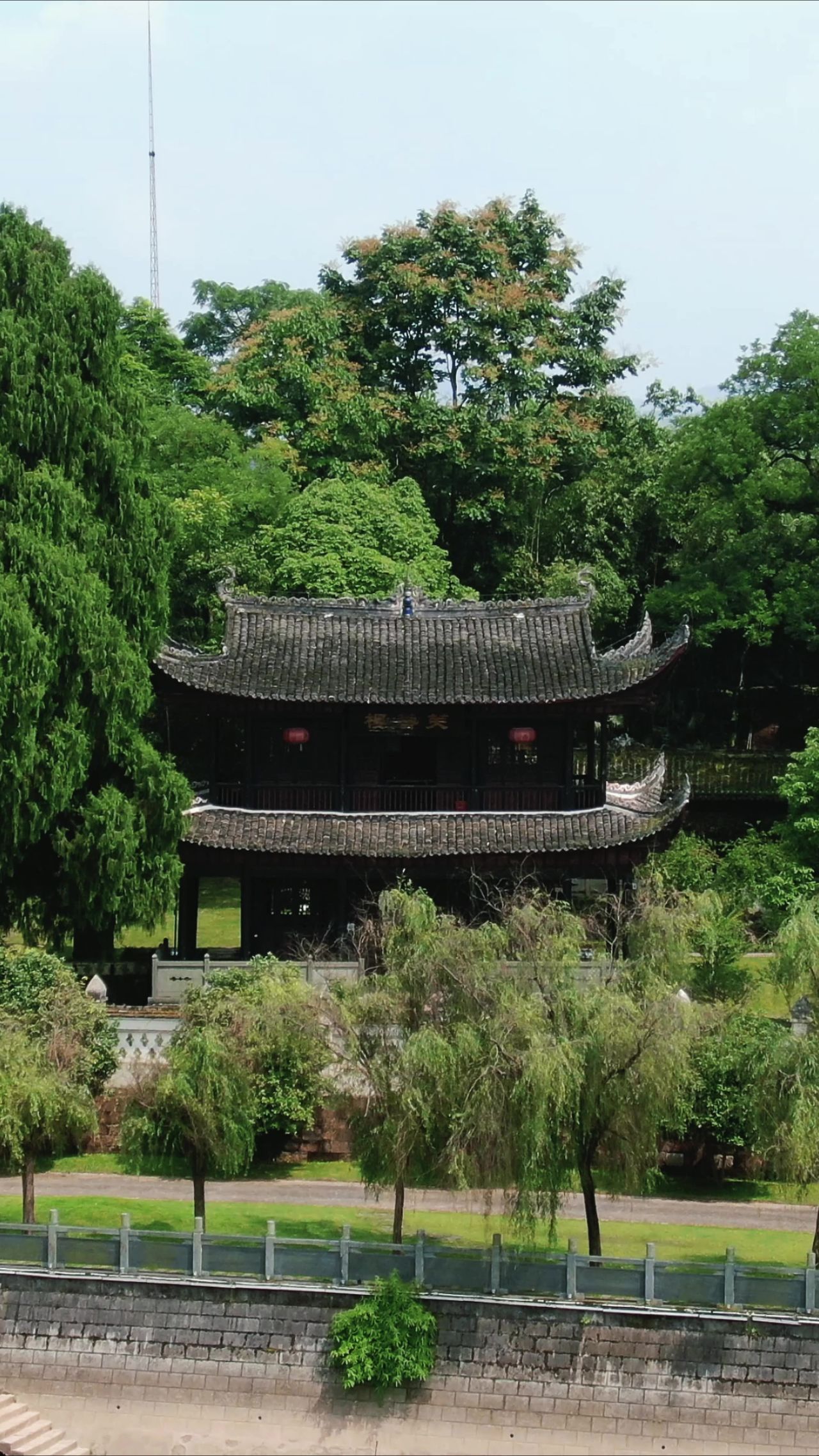 湖南洪江黔阳古城芙蓉楼竖屏航拍