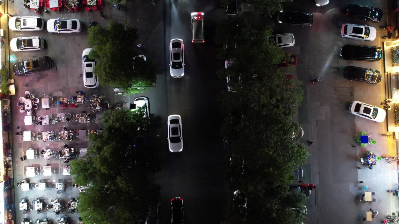 山东东营宵夜一条街烟火气息航拍 