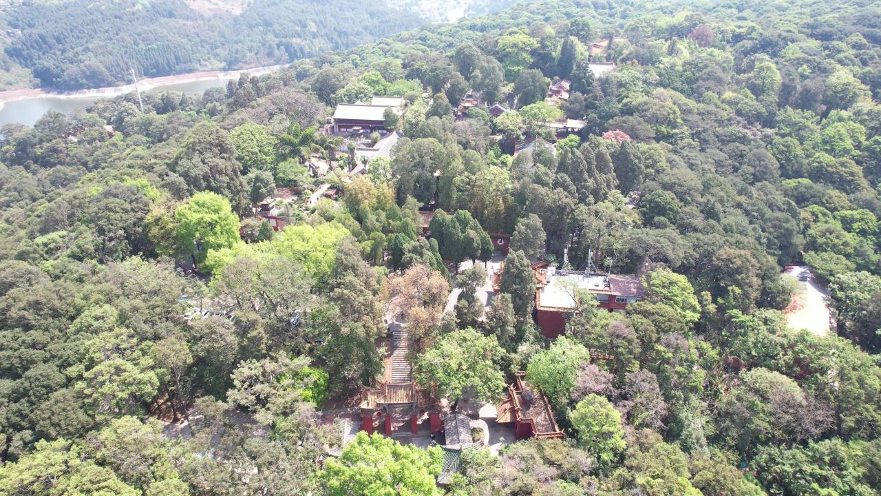 云南昆明金殿4A景区航拍