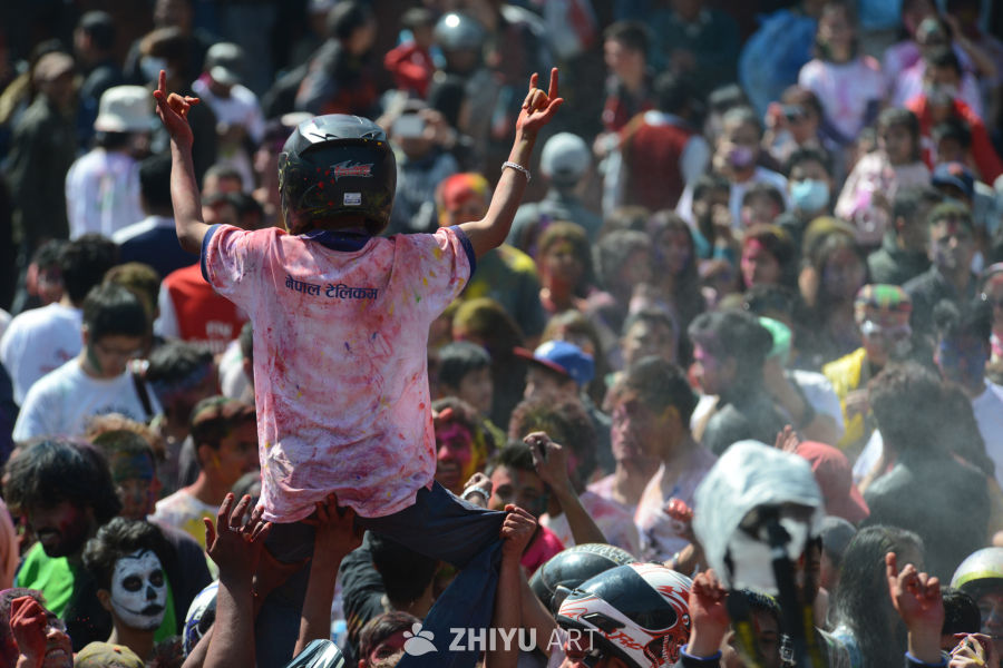 色彩斑斓的节日庆典