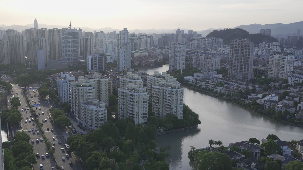 温州新城午后交通 1