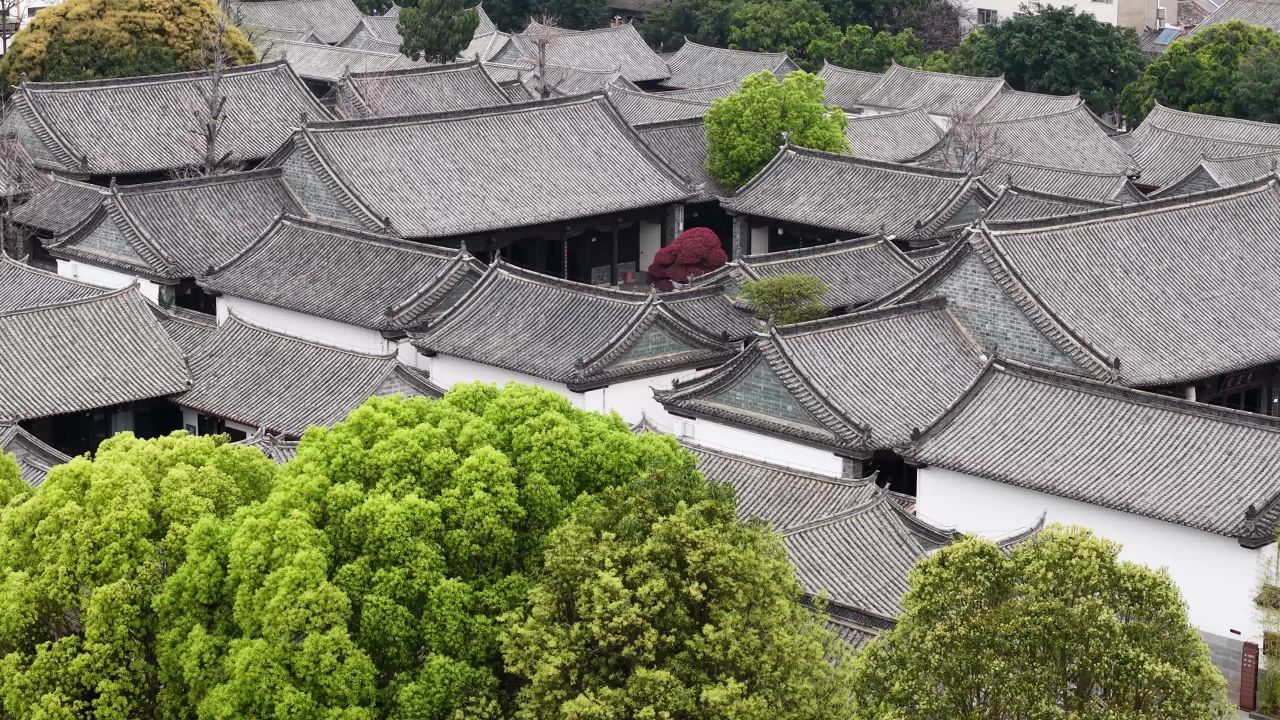 古韵悠悠的屋顶