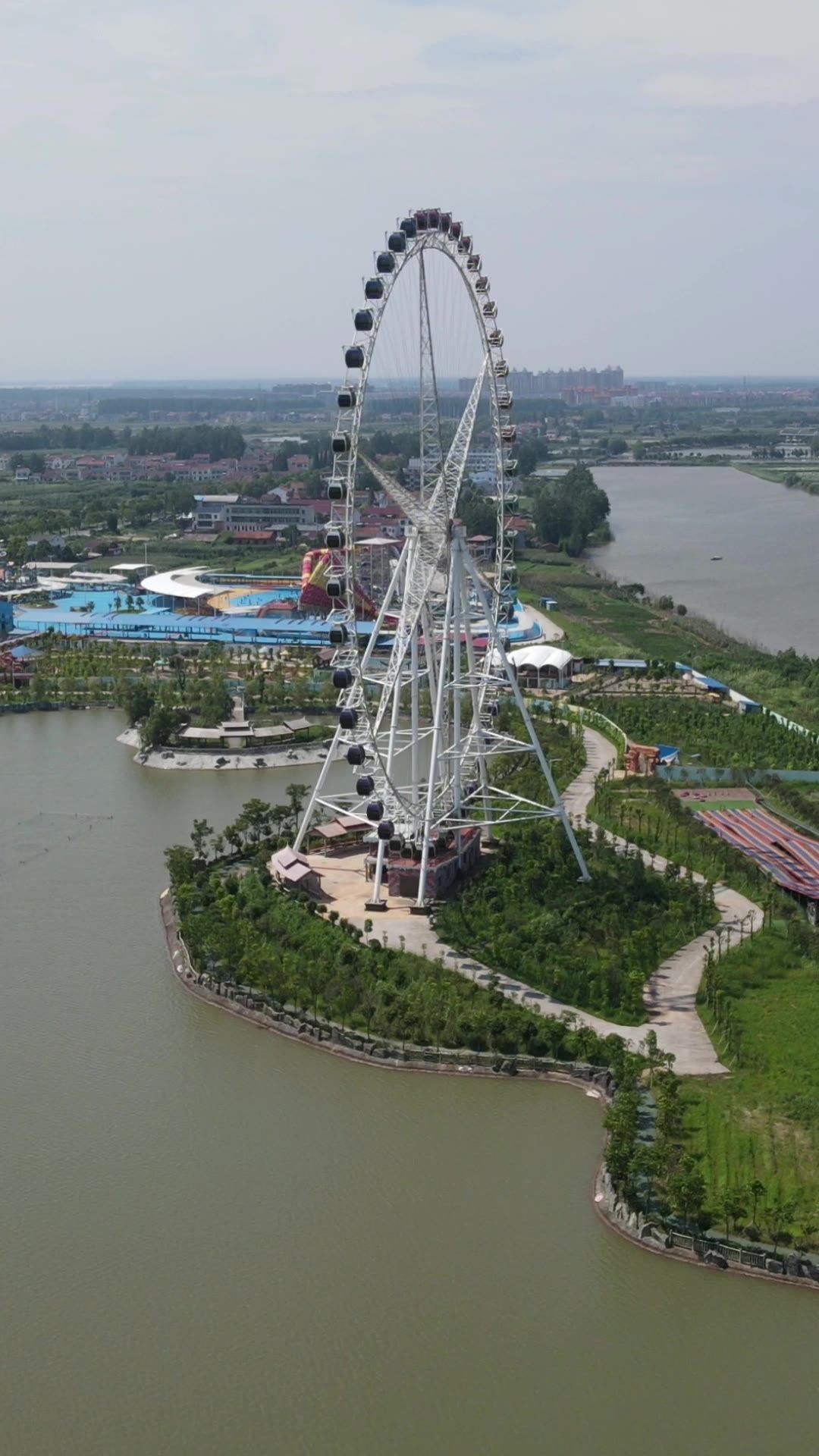 湖南岳阳城市风光旅游景区竖屏航拍 