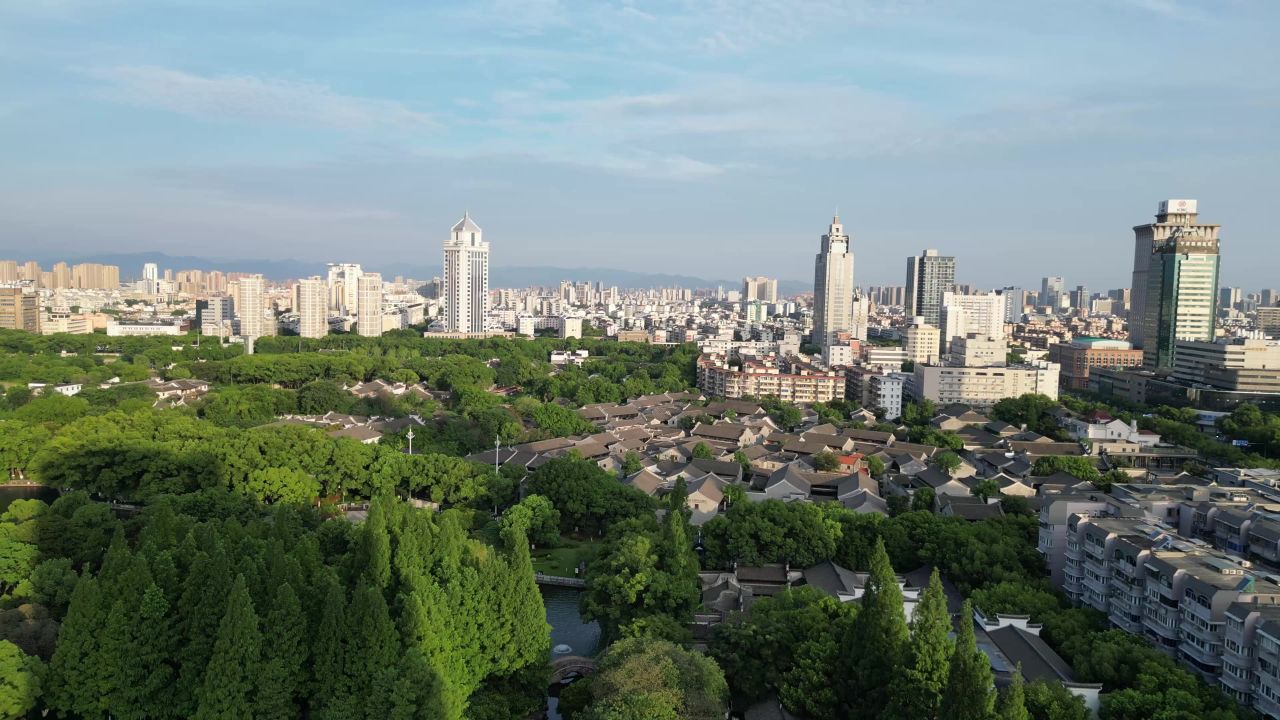  航拍浙江宁波天一阁月湖景区