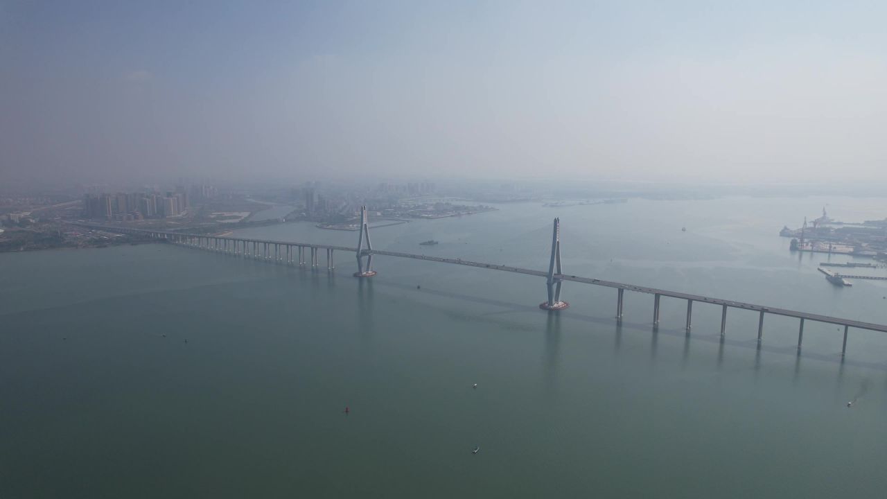 广东湛江湾湛江大桥航拍
