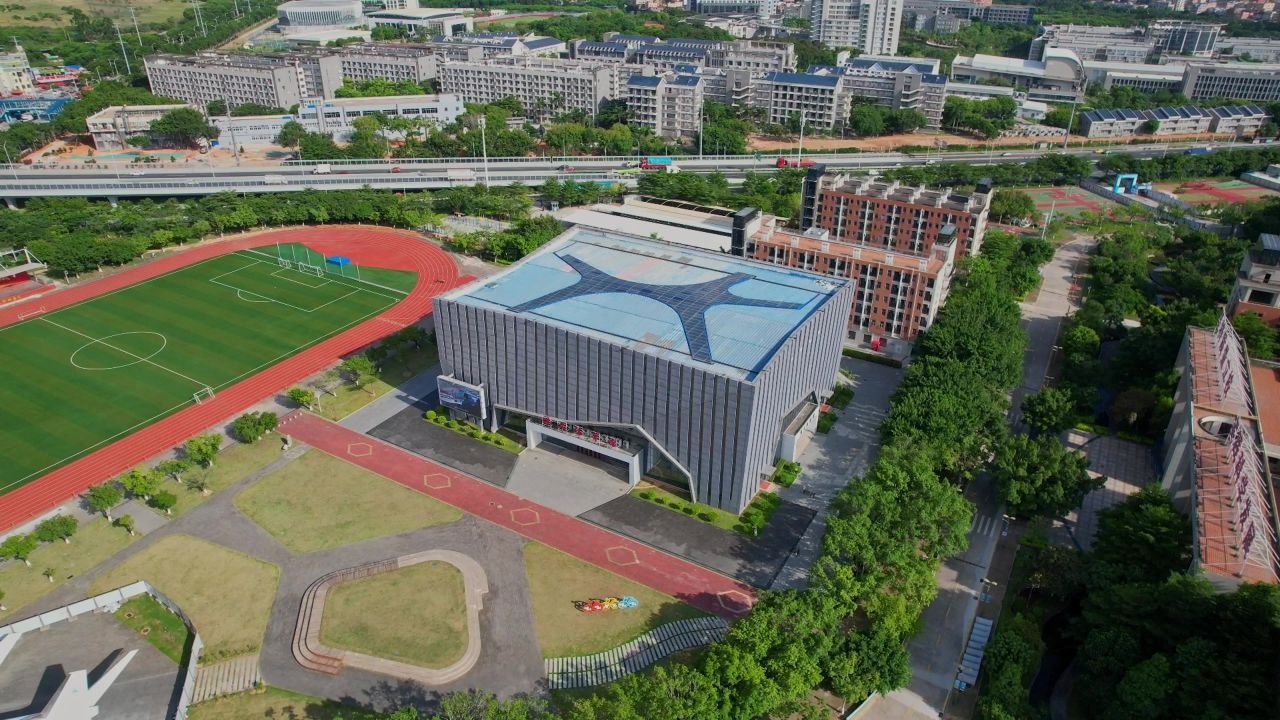航拍厦门工商旅游学校