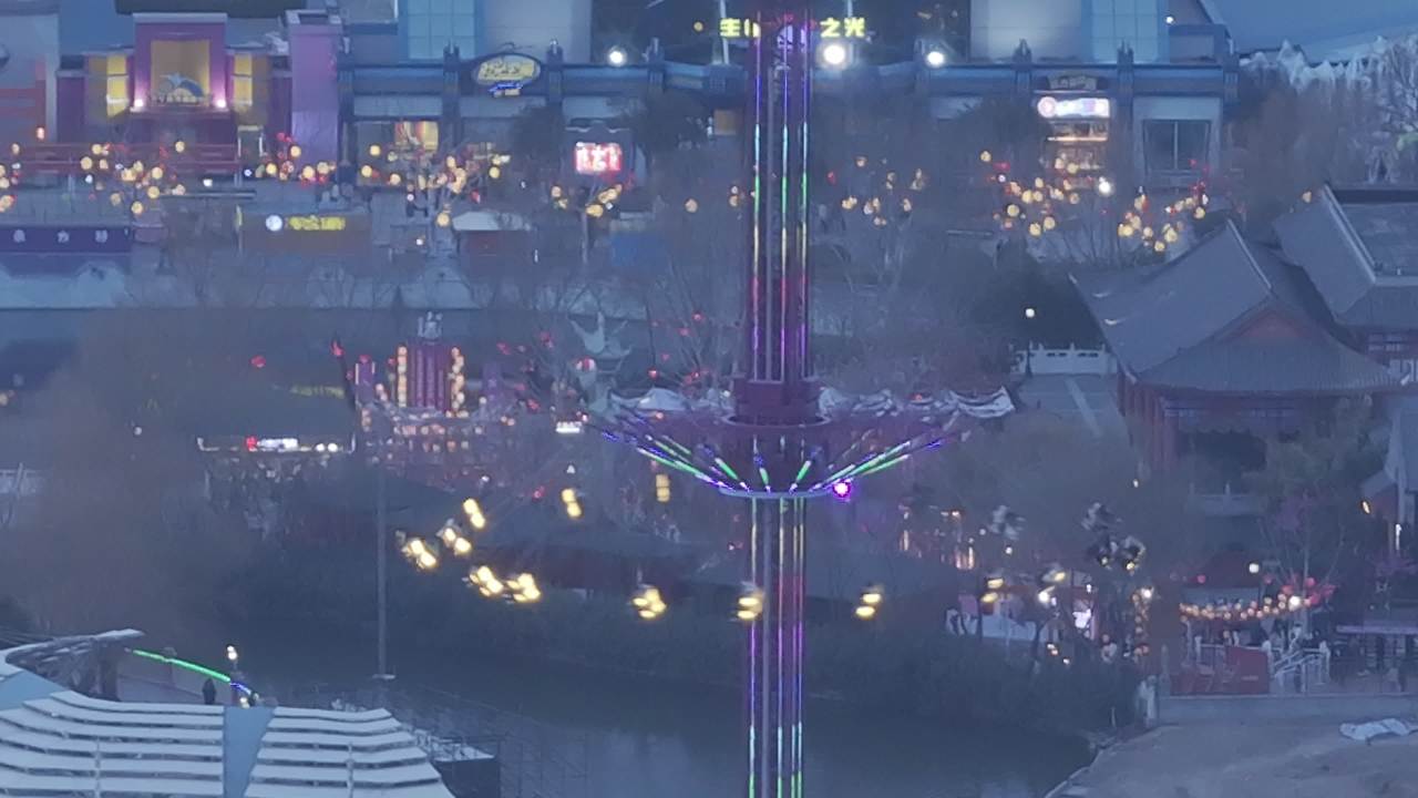 夜幕下的欢乐时光