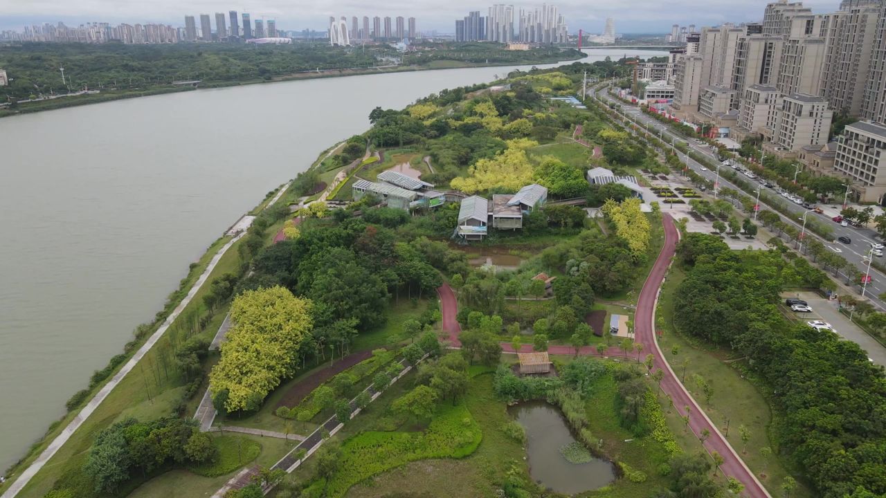  广西南宁邕江风光带航拍