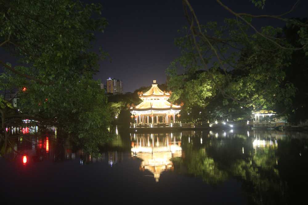 湖心亭