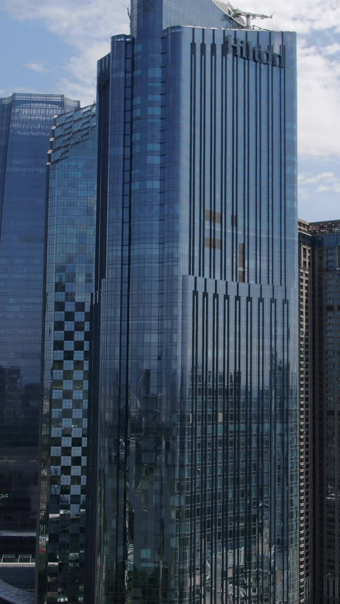 现代都市的雄伟高楼