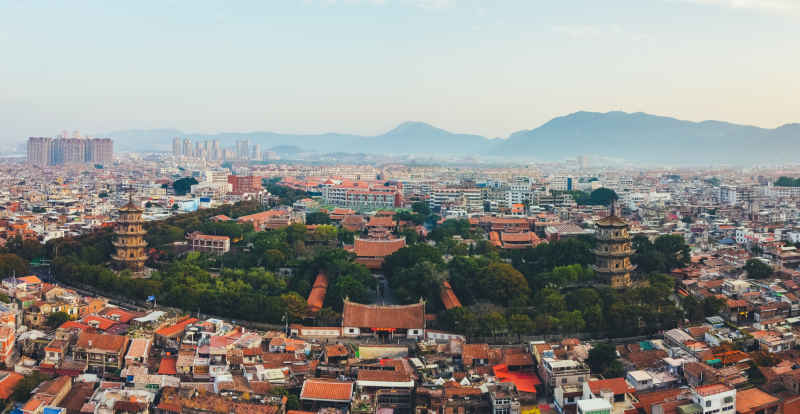 航拍福建泉州古城区建筑风光 50