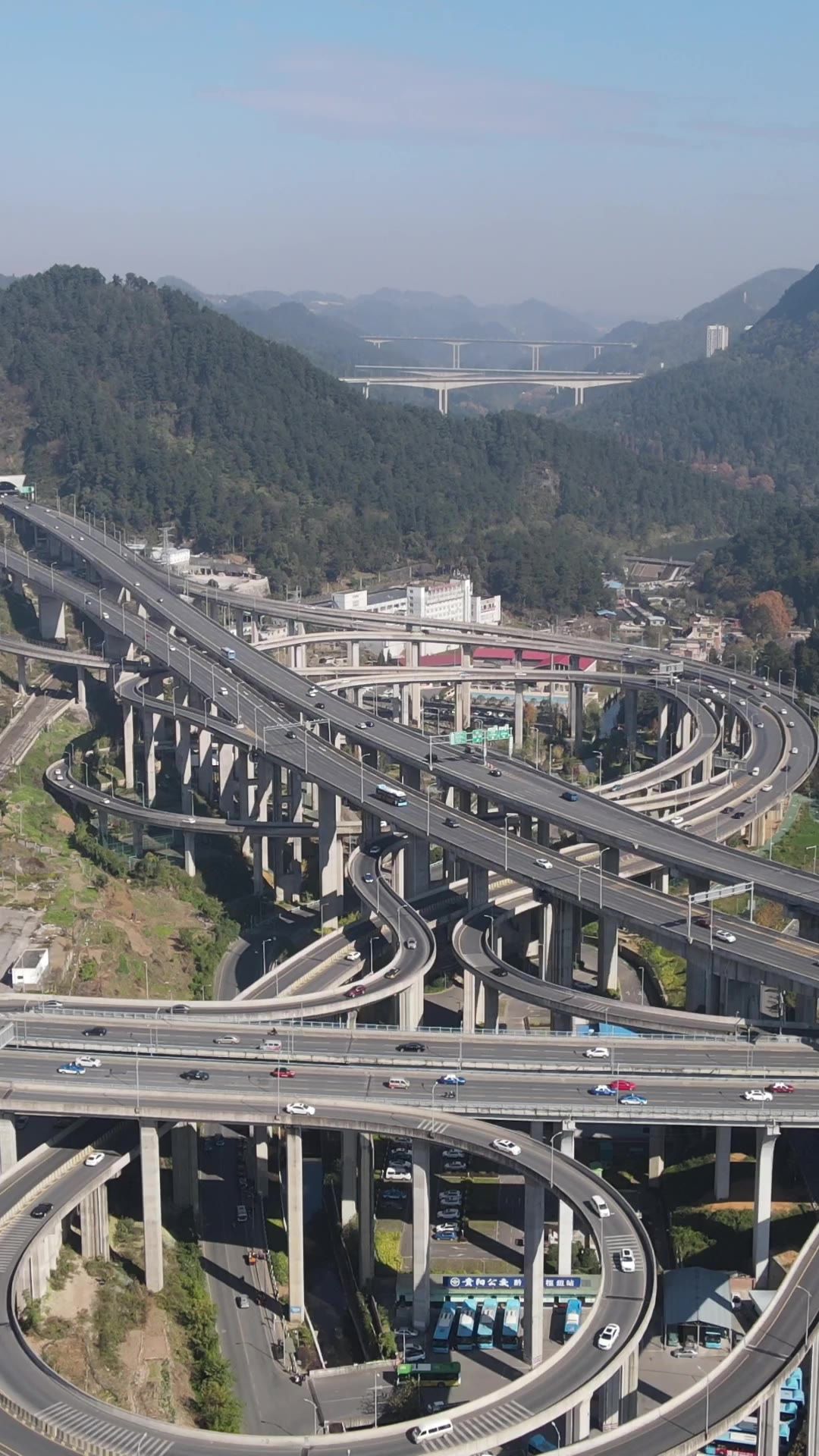 城市航拍高架桥交通竖屏