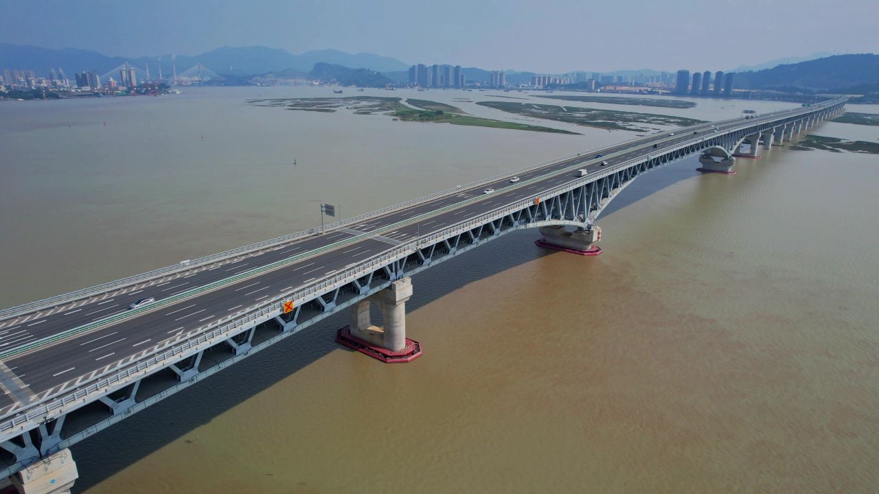 航拍福州道庆洲大桥景观