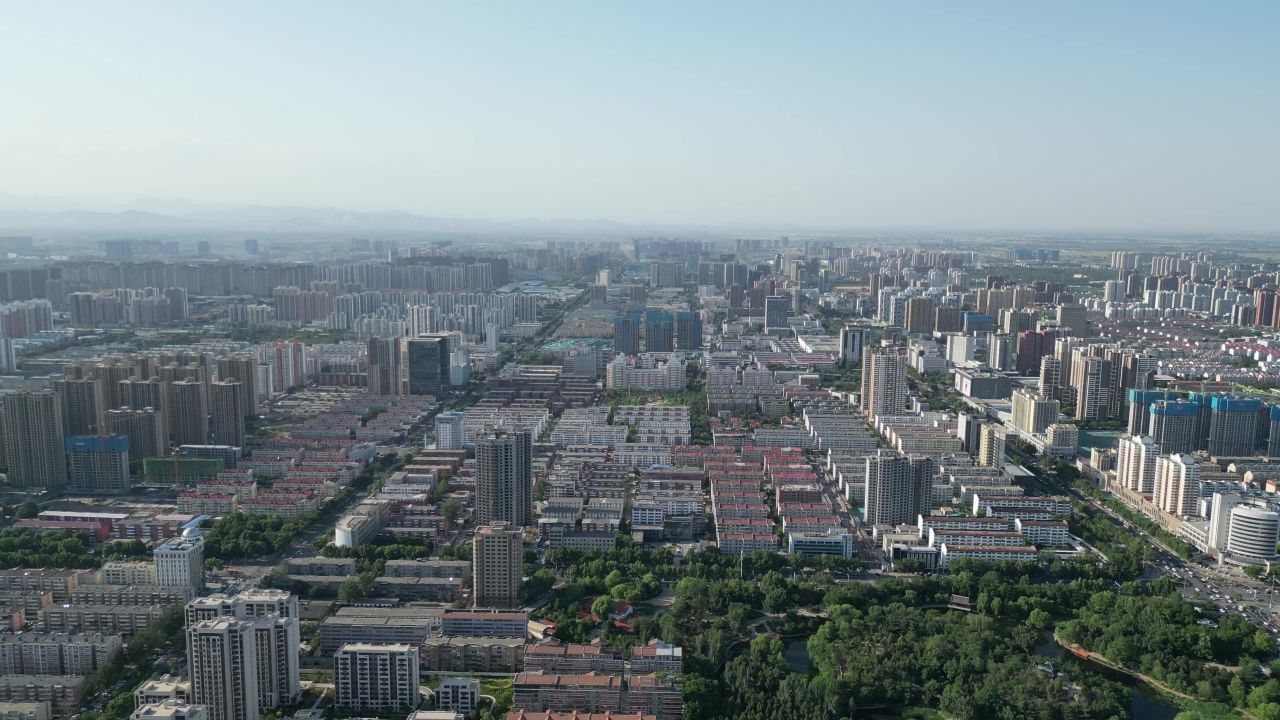 航拍河北保定城市建设