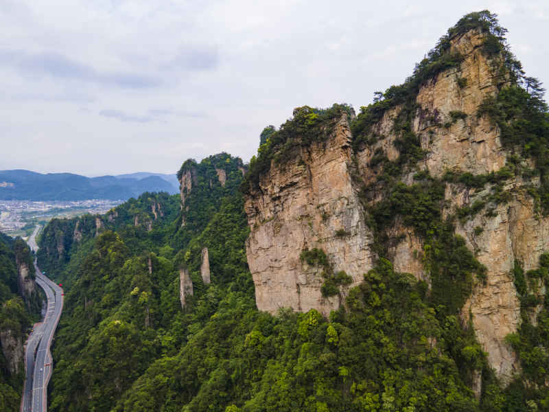 湖南张家界武陵源百丈崖