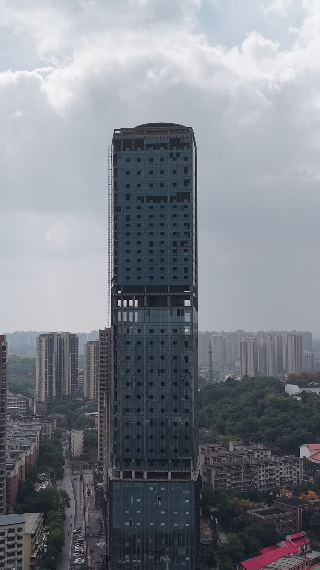 云端之上的摩天大楼