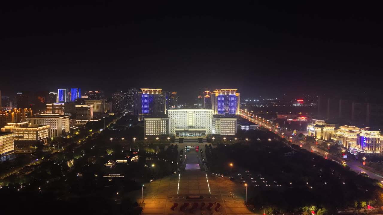 夜幕下的城市辉煌