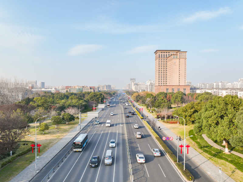 航拍昆山城镇道路风光新春氛围 55