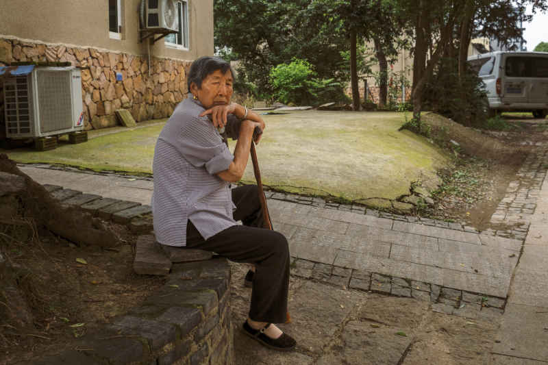 植杖耘耔