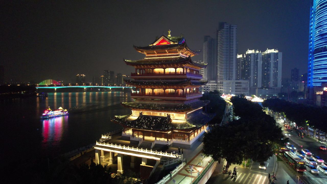 广西南宁畅游阁夜景灯光航拍 
