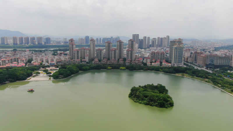 航拍福建泉州西湖公园