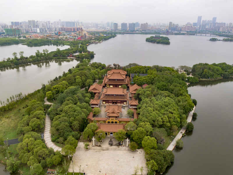 江西南昌象湖公园万寿宫 